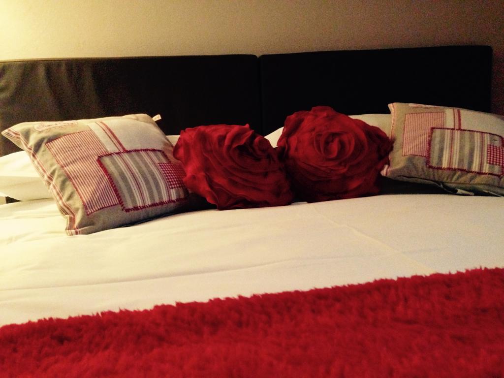 Bed and Breakfast Casa Rosa San Giuliano Milanese Pokój zdjęcie